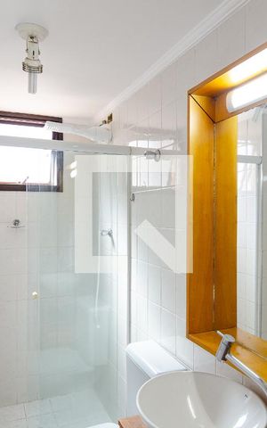 Apartamento à venda com 60m², 2 quartos e 1 vaga Apartamento à venda com 60m², 2 quartos e 1 vagaBanheiro da Suíte