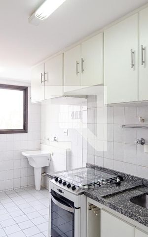 Apartamento à venda com 60m², 2 quartos e 1 vaga Apartamento à venda com 60m², 2 quartos e 1 vagaCozinha