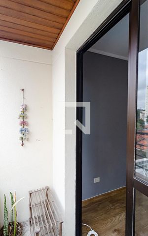 Apartamento à venda com 60m², 2 quartos e 1 vaga Apartamento à venda com 60m², 2 quartos e 1 vagaVaranda