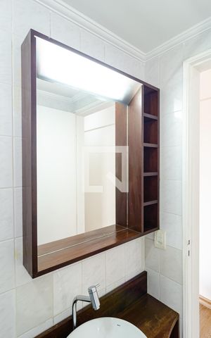 Apartamento à venda com 60m², 2 quartos e 1 vaga Apartamento à venda com 60m², 2 quartos e 1 vagaBanheiro Social