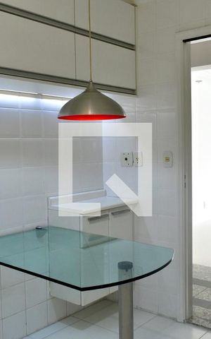 Apartamento à venda com 96m², 2 quartos e 2 vagasCozinha