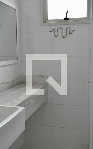Apartamento à venda com 96m², 2 quartos e 2 vagasBanheiro da Suíte 1