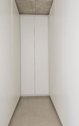 Apartamento para alugar com 87m², 2 quartos e 2 vagas Apartamento para alugar com 87m², 2 quartos e 2 vagasCloset