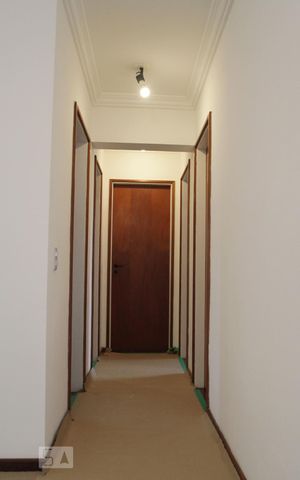 Apartamento para alugar com 98m², 3 quartos e 1 vaga Apartamento para alugar com 98m², 3 quartos e 1 vagaCorredor