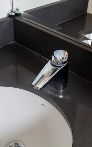 Apartamento para alugar com 100m², 3 quartos e 2 vagasBanheiro social