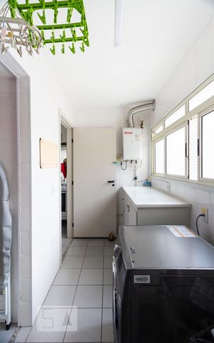 Apartamento para alugar com 100m², 3 quartos e 2 vagasÁrea de serviço