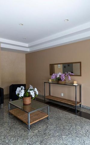 Apartamento para alugar com 100m², 3 quartos e 2 vagasHall social