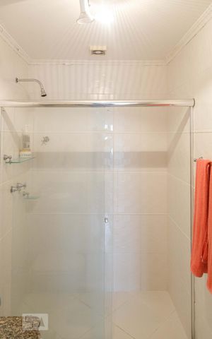 Casa à venda com 180m², 3 quartos e 2 vagasSuíte 1