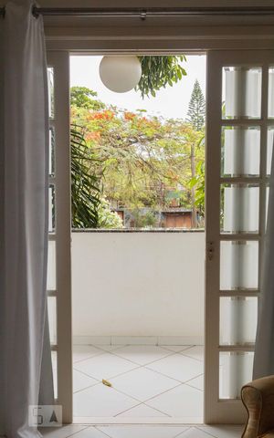Casa à venda com 180m², 3 quartos e 2 vagasSuíte 1