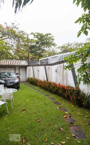 Casa à venda com 180m², 3 quartos e 2 vagasJardim