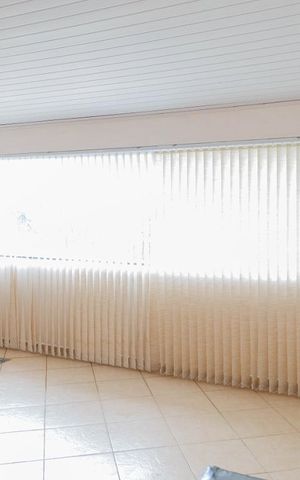 Casa à venda com 180m², 3 quartos e 2 vagasSuíte 3