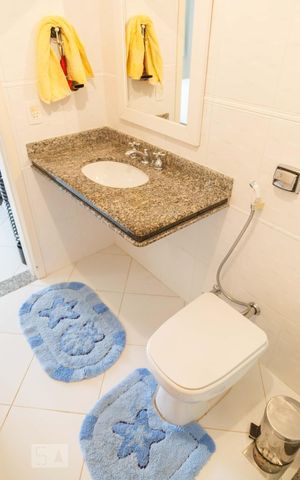 Casa à venda com 180m², 3 quartos e 2 vagasSuíte 1