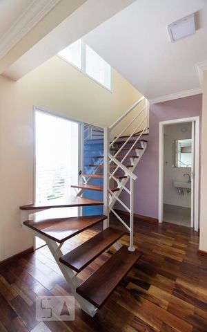 Apartamento para alugar com 78m², 2 quartos e 1 vagaSala