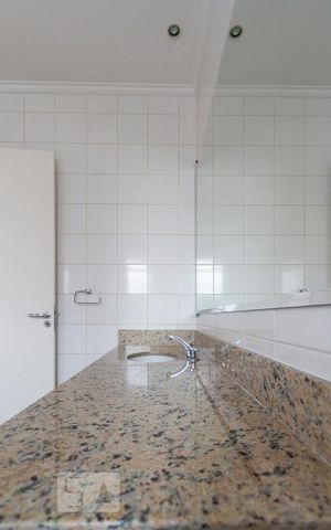 Apartamento para alugar com 78m², 2 quartos e 1 vagaSuíte quarto 2