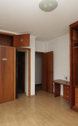 Apartamento à venda com 150m², 3 quartos e 2 vagasSuíte