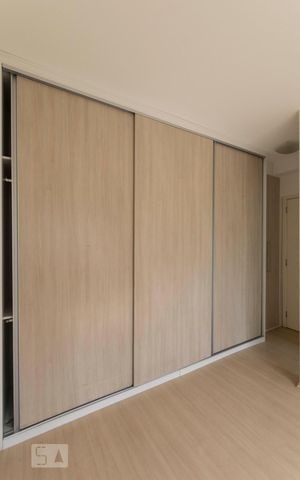 Apartamento para alugar com 43m², 1 quarto e 1 vagaSuíte (Armários)