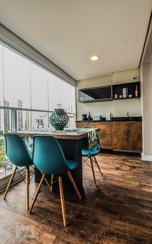 Apartamento para alugar com 41m², 1 quarto e 1 vaga Apartamento para alugar com 41m², 1 quarto e 1 vagaVaranda