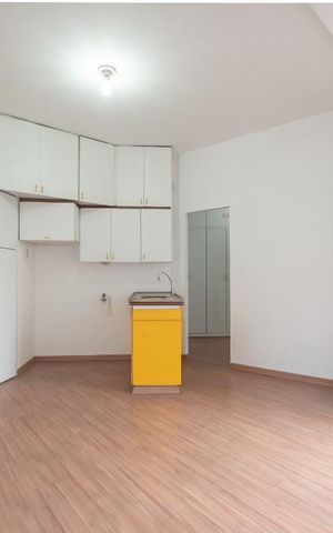 Apartamento à venda com 50m², 1 quarto e sem vaga Apartamento à venda com 50m², 1 quarto e sem vagaSala
