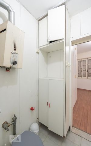 Apartamento à venda com 50m², 1 quarto e sem vaga Apartamento à venda com 50m², 1 quarto e sem vagaBanheiro