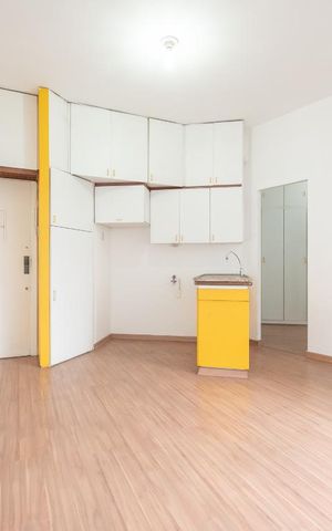 Apartamento à venda com 50m², 1 quarto e sem vaga Apartamento à venda com 50m², 1 quarto e sem vagaSala