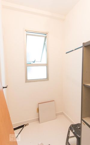 Apartamento para alugar com 65m², 2 quartos e 1 vagaÁrea de serviço 