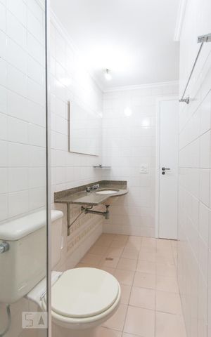 Apartamento para alugar com 65m², 2 quartos e 1 vagaSuíte