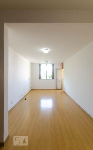 Casa à venda com 312m², 4 quartos e 2 vagasSuite no segundo pavimento