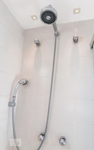 Apartamento à venda com 115m², 3 quartos e 2 vagasBanheiro da suíte 