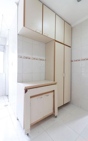 Apartamento à venda com 63m², 2 quartos e 1 vagaCozinha 