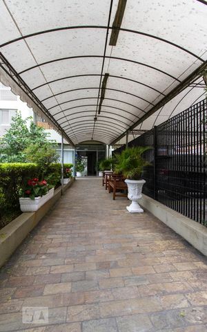 Apartamento à venda com 63m², 2 quartos e 1 vagaAcesso aos Elevadores 