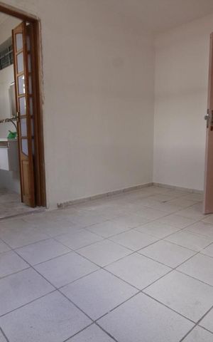 Casa à venda com 230m², 3 quartos e 2 vagasSuíte