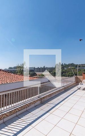 Casa à venda com 450m², 3 quartos e 6 vagas Casa à venda com 450m², 3 quartos e 6 vagasSolarium