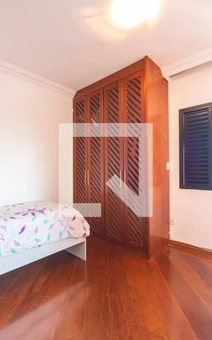 Apartamento à venda com 150m², 3 quartos e 2 vagas Apartamento à venda com 150m², 3 quartos e 2 vagasQuarto 2