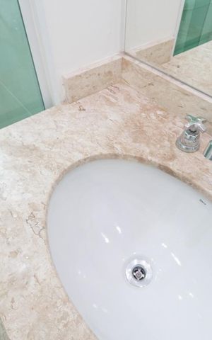 Apartamento à venda com 140m², 3 quartos e 2 vagasSuíte do quarto 2