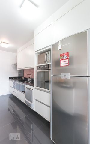 Apartamento à venda com 140m², 3 quartos e 2 vagasCozinha