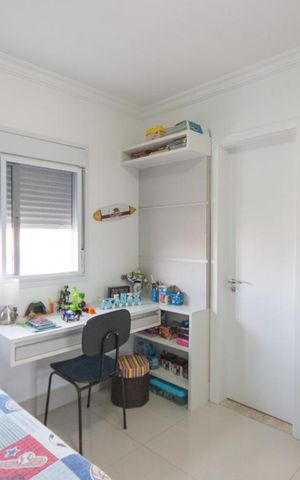 Apartamento à venda com 140m², 3 quartos e 2 vagasQuarto 2