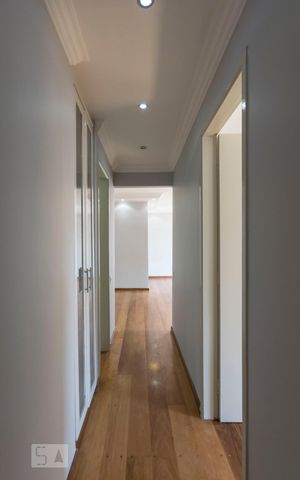 Apartamento à venda com 86m², 2 quartos e 2 vagasCorredor