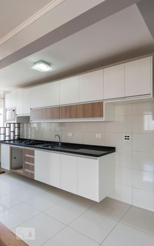 Apartamento à venda com 86m², 2 quartos e 2 vagasCozinha (Armários)