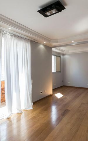 Apartamento à venda com 86m², 2 quartos e 2 vagasSala