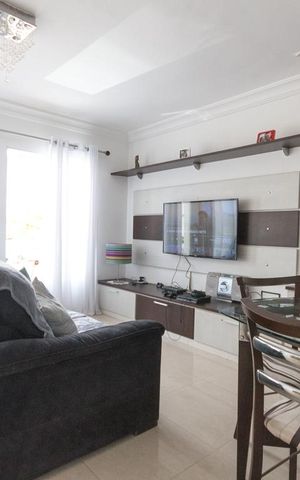 Casa à venda com 135m², 3 quartos e 4 vagasSala