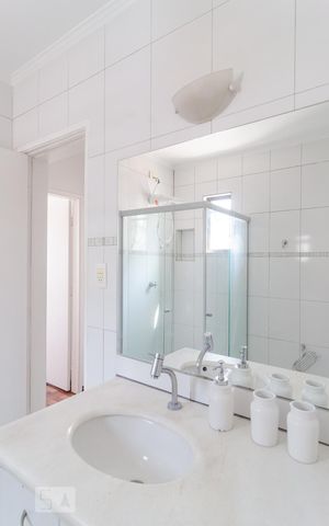 Apartamento para alugar com 80m², 2 quartos e 1 vaga Apartamento para alugar com 80m², 2 quartos e 1 vagaBanheiro Social