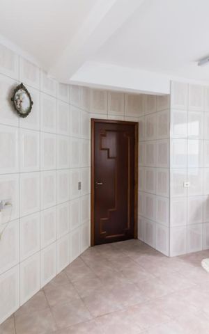 Casa para alugar com 650m², 3 quartos e 7 vagasCozinha