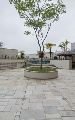 Apartamento à venda com 300m², 4 quartos e 4 vagas Apartamento à venda com 300m², 4 quartos e 4 vagasÁrea comum