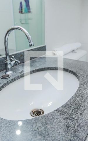 Apartamento à venda com 34m², 1 quarto e 1 vagaBanheiro