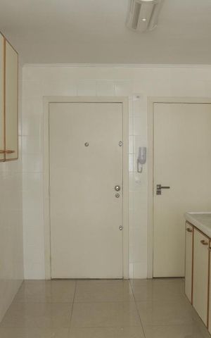 Apartamento à venda com 96m², 2 quartos e 1 vagaCozinha