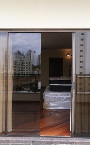 Casa à venda com 600m², 5 quartos e 3 vagasVaranda da suíte 1