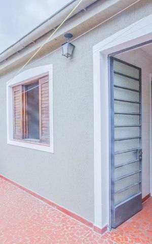 Casa à venda com 117m², 3 quartos e 2 vagasÁrea de Serviço
