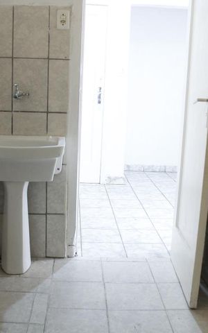 Apartamento à venda com 57m², 2 quartos e sem vagaBanheiro