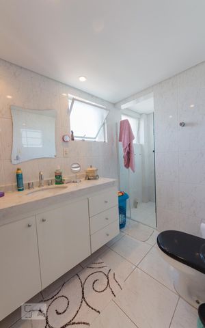 Apartamento à venda com 140m², 3 quartos e 1 vaga Apartamento à venda com 140m², 3 quartos e 1 vagaBanheiro Suíte