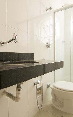 Apartamento à venda com 80m², 4 quartos e 1 vagaBanheiro social